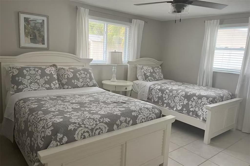 出租: $18,000 (3 贝兹, 2 浴室, 1617 平方英尺)