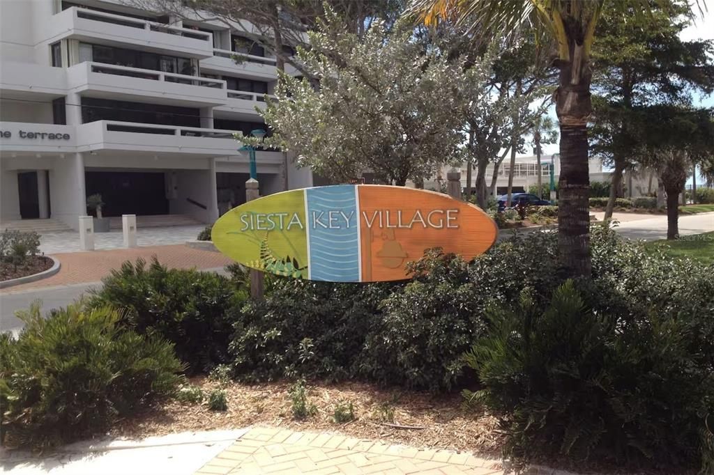 出租: $18,000 (3 贝兹, 2 浴室, 1617 平方英尺)