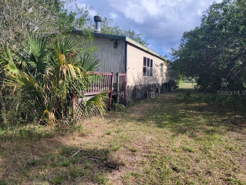 Recently Sold: $70,000 (3 beds, 2 baths, 1629 Square Feet)