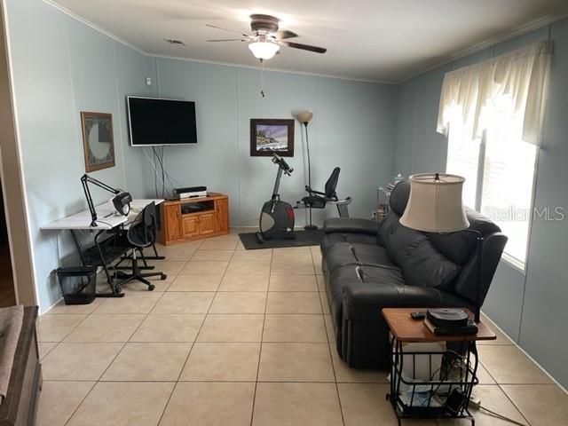 Recently Sold: $225,000 (3 beds, 2 baths, 1596 Square Feet)