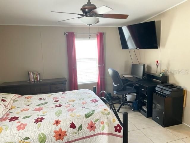 Recently Sold: $225,000 (3 beds, 2 baths, 1596 Square Feet)