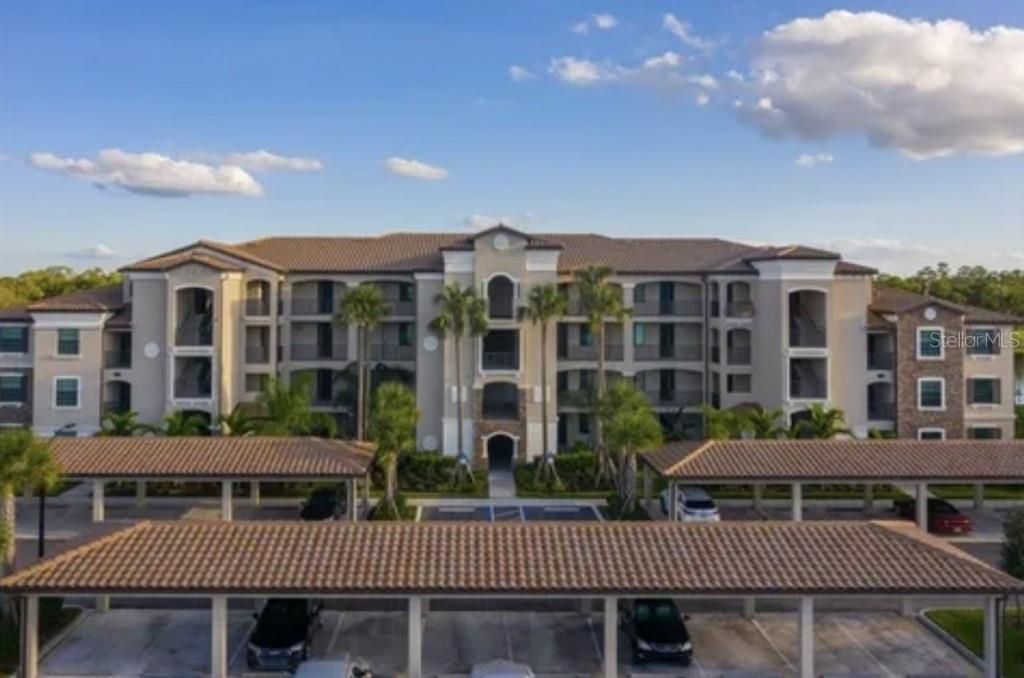 Recently Sold: $459,000 (3 beds, 2 baths, 1301 Square Feet)