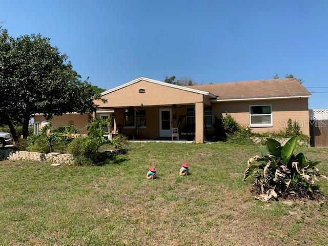 Recently Sold: $220,000 (4 beds, 1 baths, 1984 Square Feet)