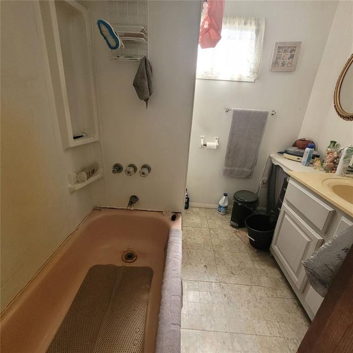 Recently Sold: $50,000 (1 beds, 1 baths, 470 Square Feet)