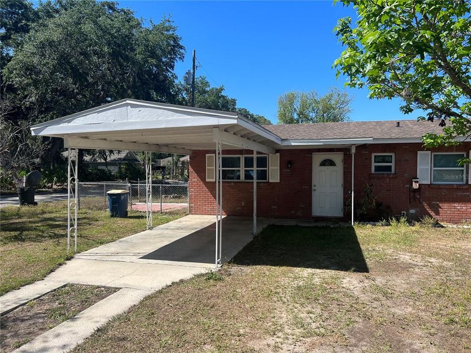 Recently Sold: $170,000 (2 beds, 1 baths, 840 Square Feet)