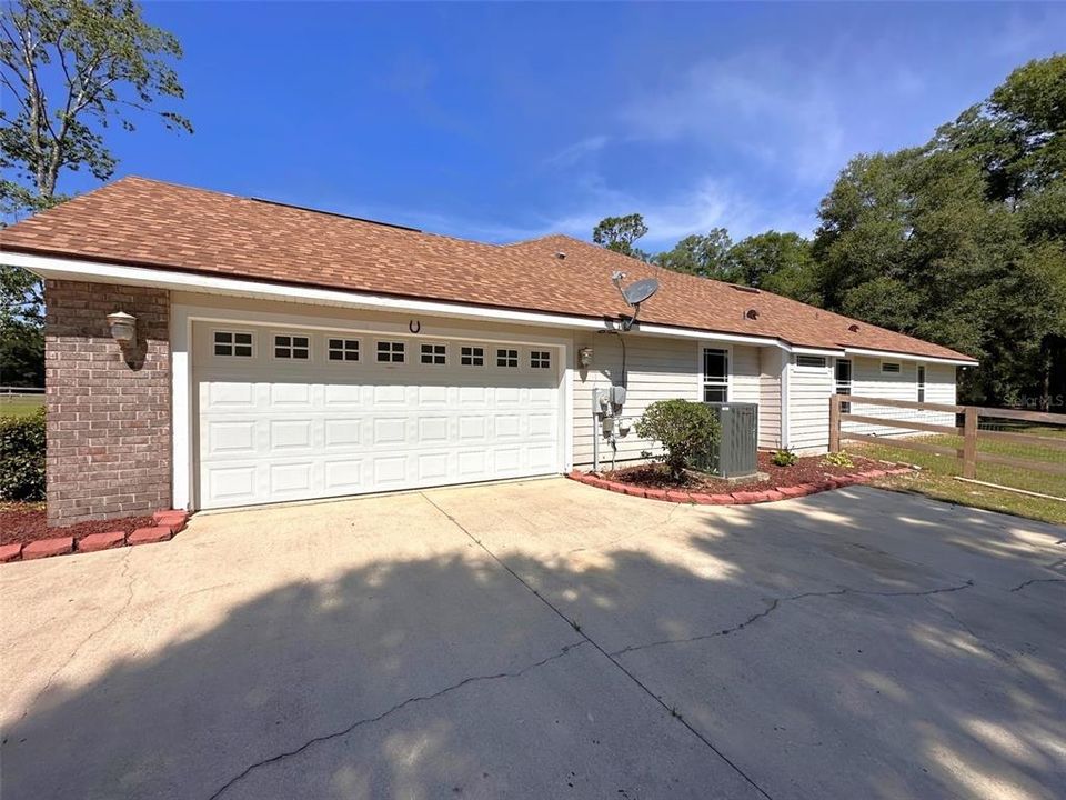Recently Sold: $560,000 (4 beds, 3 baths, 2926 Square Feet)