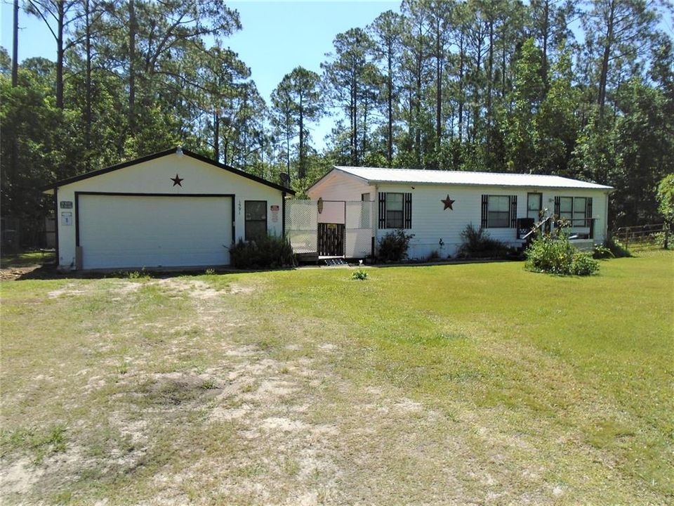 Vendido Recientemente: $159,900 (2 camas, 2 baños, 1000 Pies cuadrados)