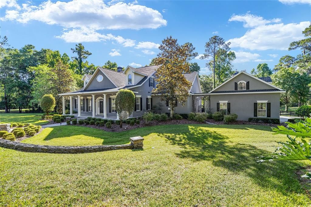 Recently Sold: $995,000 (5 beds, 4 baths, 4513 Square Feet)