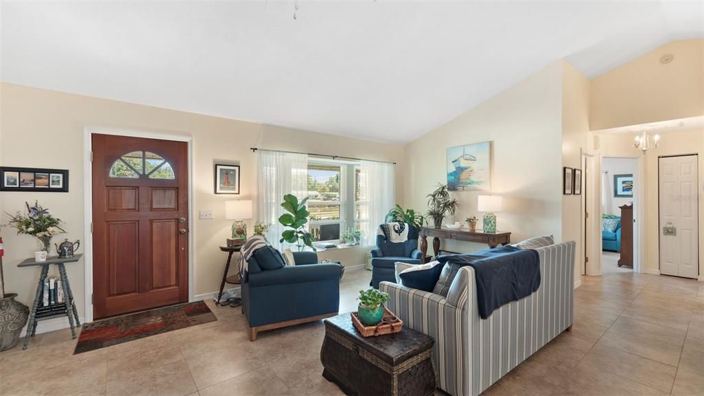 Recently Sold: $339,000 (3 beds, 2 baths, 1404 Square Feet)