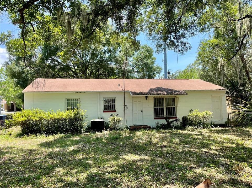 Recently Sold: $249,900 (3 beds, 1 baths, 1250 Square Feet)