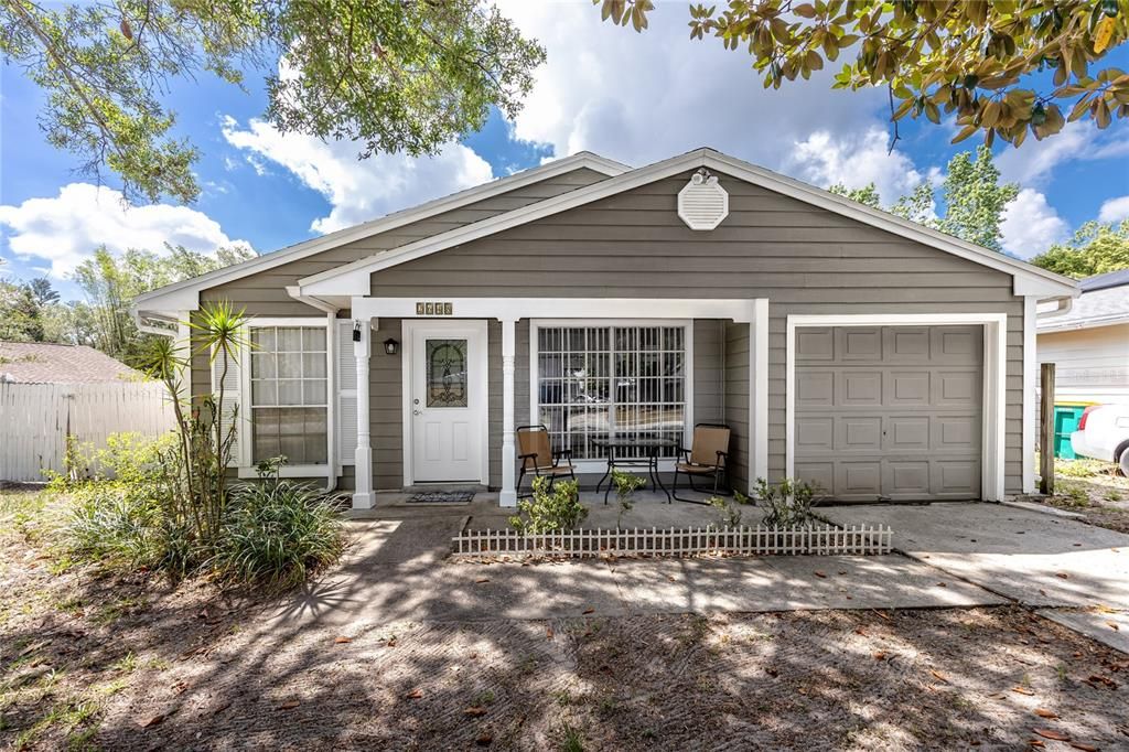 Recently Sold: $339,900 (3 beds, 2 baths, 1035 Square Feet)