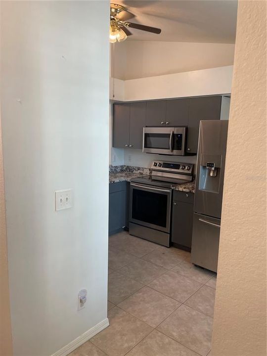 Recently Sold: $305,000 (2 beds, 2 baths, 1191 Square Feet)