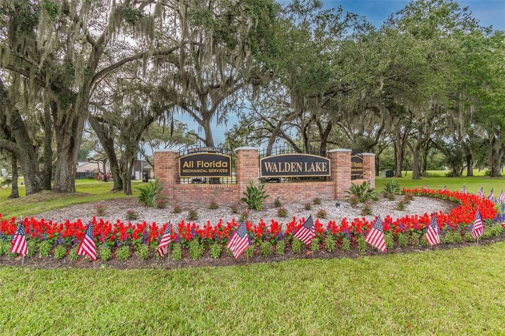 Recently Sold: $900,000 (4 beds, 3 baths, 4667 Square Feet)