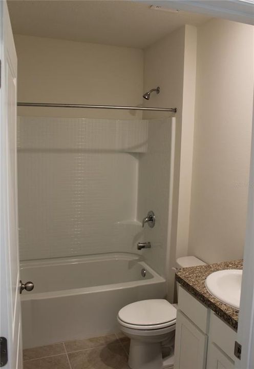 最近租的: $2,500 (3 贝兹, 2 浴室, 1651 平方英尺)