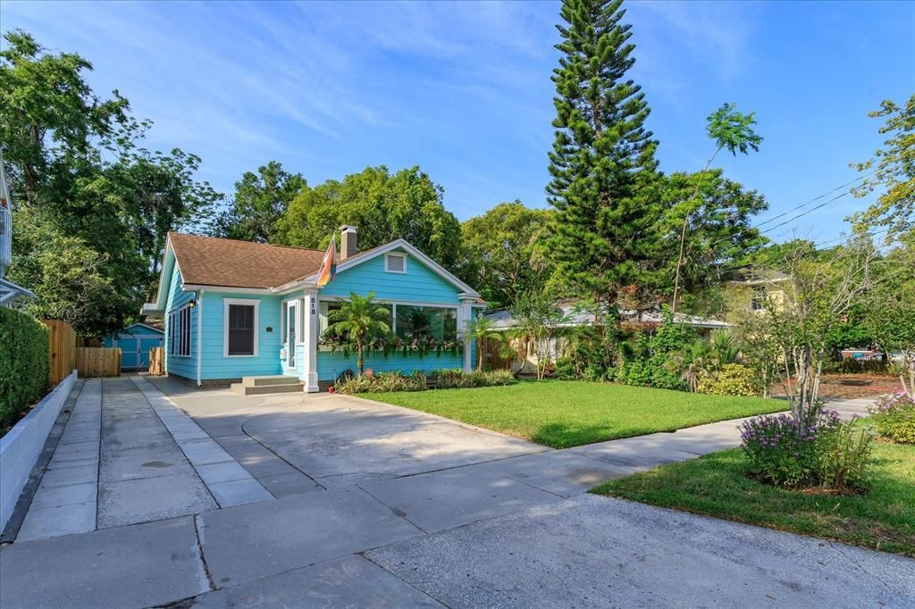 Recently Sold: $580,000 (3 beds, 2 baths, 1610 Square Feet)