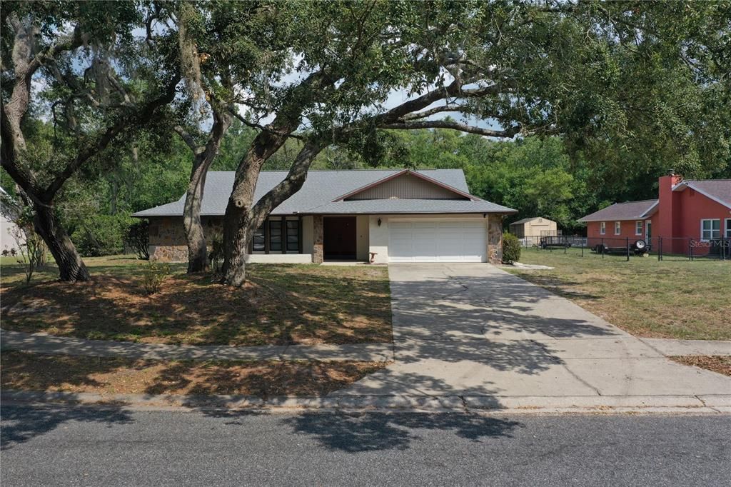 Recently Rented: $2,900 (4 beds, 2 baths, 2052 Square Feet)