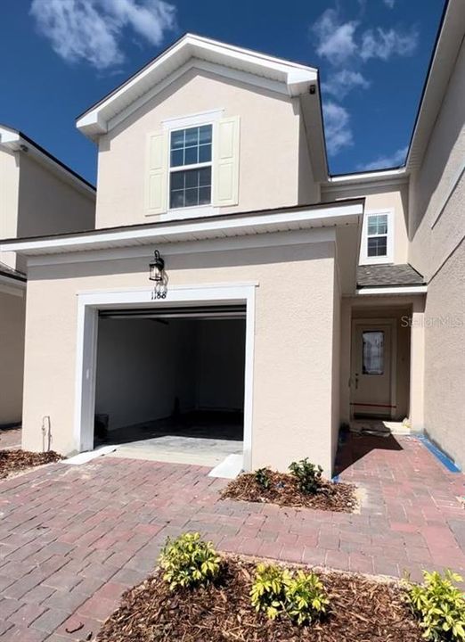 Recently Sold: $320,064 (3 beds, 2 baths, 1473 Square Feet)
