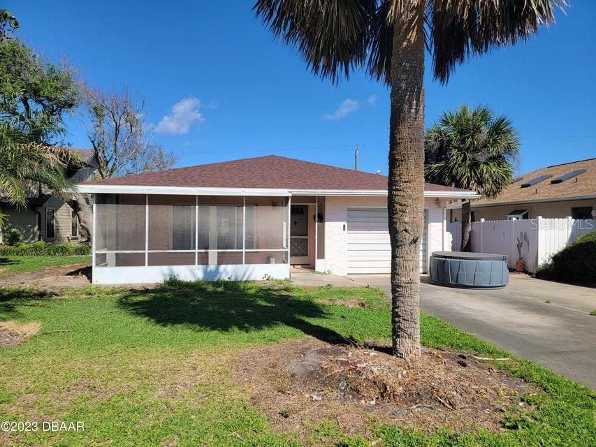 Recently Sold: $328,000 (2 beds, 2 baths, 1715 Square Feet)