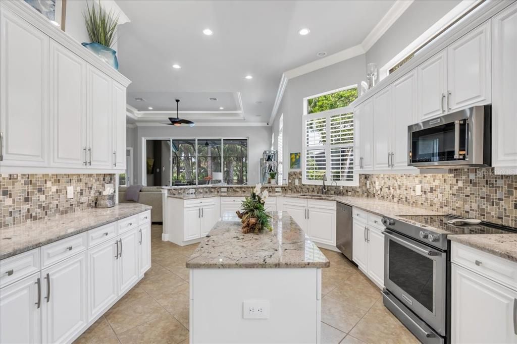 Recently Sold: $1,335,000 (3 beds, 2 baths, 2284 Square Feet)