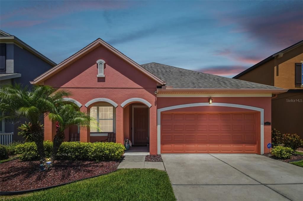 Recently Sold: $590,000 (4 beds, 3 baths, 2252 Square Feet)