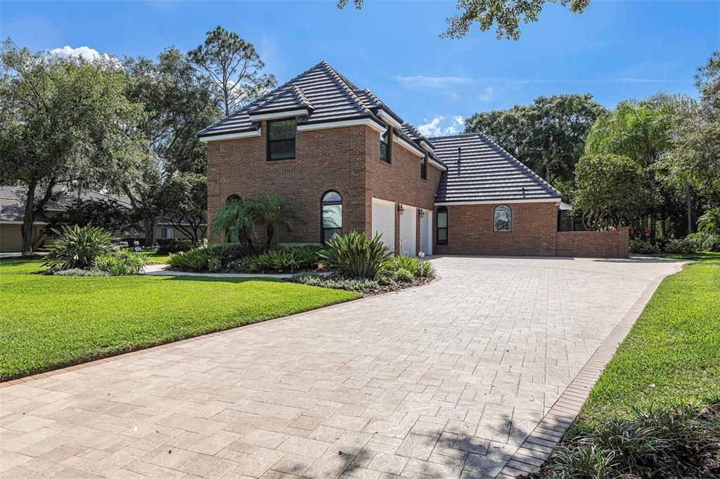 Recently Sold: $1,275,000 (4 beds, 3 baths, 3524 Square Feet)