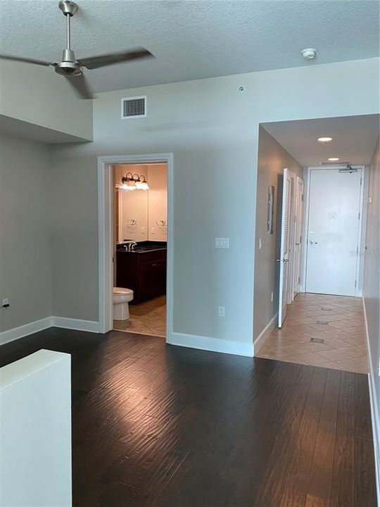 Recently Sold: $229,000 (1 beds, 1 baths, 644 Square Feet)