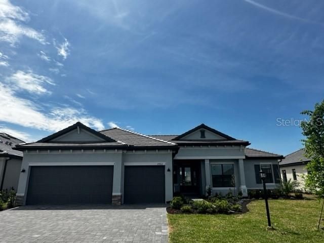 Recently Sold: $664,498 (3 beds, 2 baths, 2361 Square Feet)