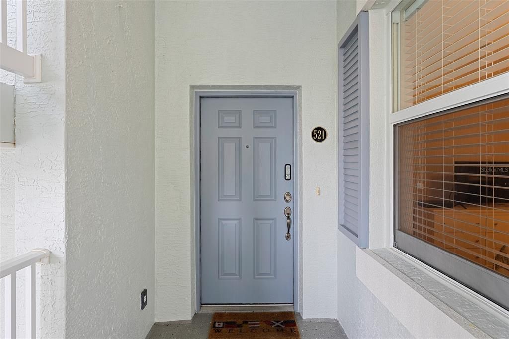 Vendido Recientemente: $749,000 (3 camas, 3 baños, 2003 Pies cuadrados)