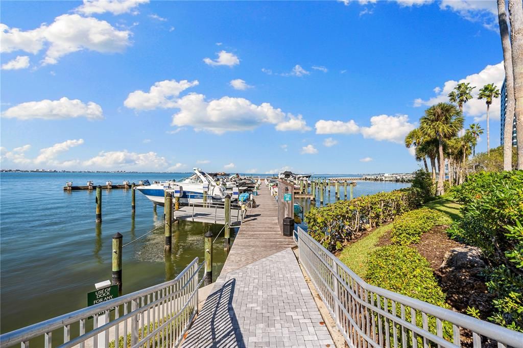 Recently Sold: $1,249,500 (2 beds, 2 baths, 1555 Square Feet)