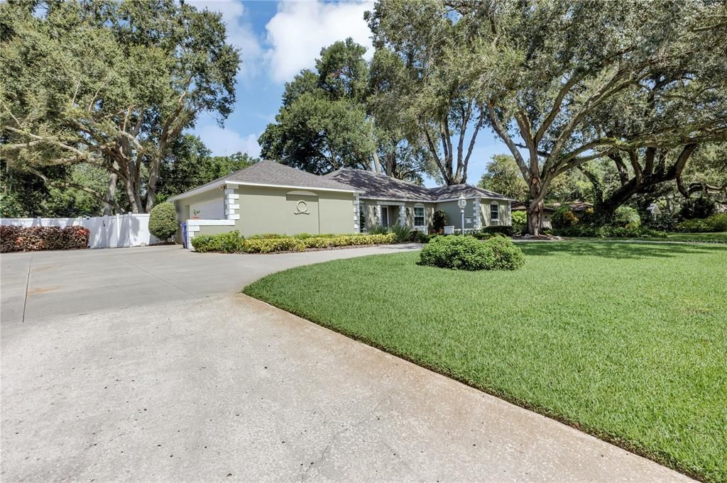 Recently Sold: $465,000 (3 beds, 2 baths, 2171 Square Feet)