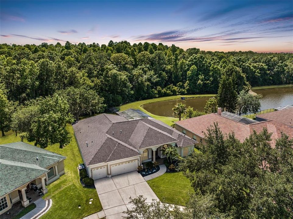 Overview of property, Cul de sac, Pond and conservation lot - very private.