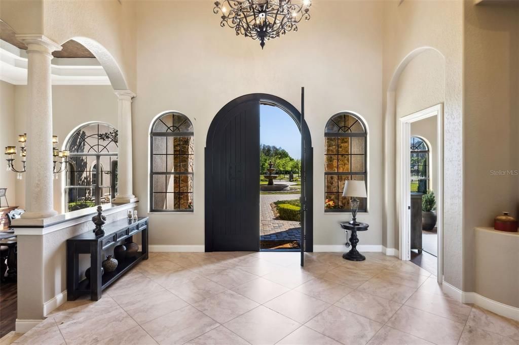 Recently Sold: $3,299,999 (6 beds, 5 baths, 6641 Square Feet)