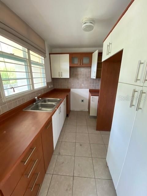 Vendido Recientemente: $130,000 (3 camas, 2 baños, 1105 Pies cuadrados)