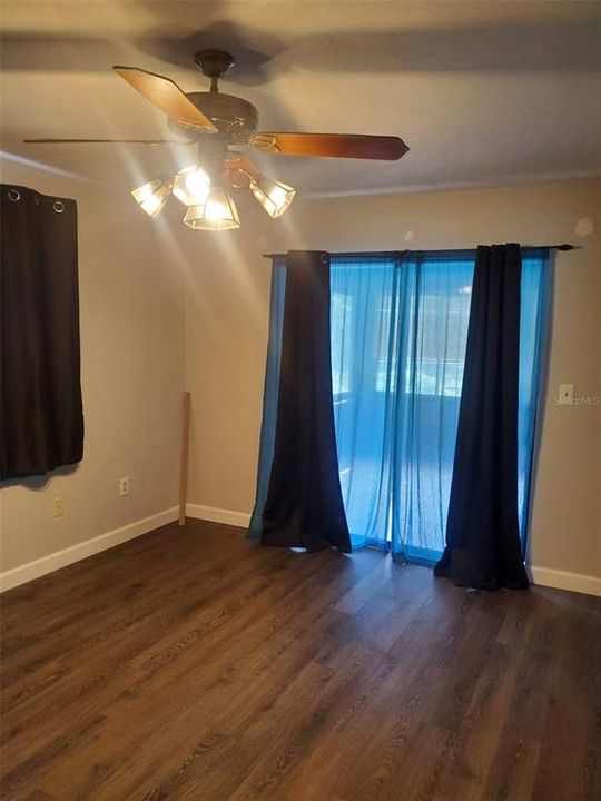 Recently Rented: $2,900 (3 beds, 2 baths, 2120 Square Feet)