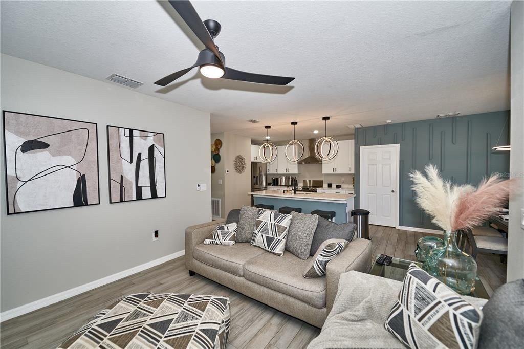 Recently Sold: $335,000 (3 beds, 2 baths, 1732 Square Feet)