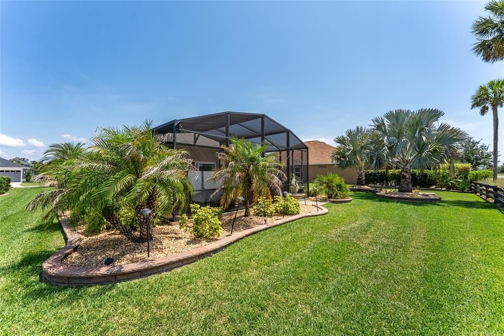 Recently Sold: $715,000 (3 beds, 3 baths, 1941 Square Feet)