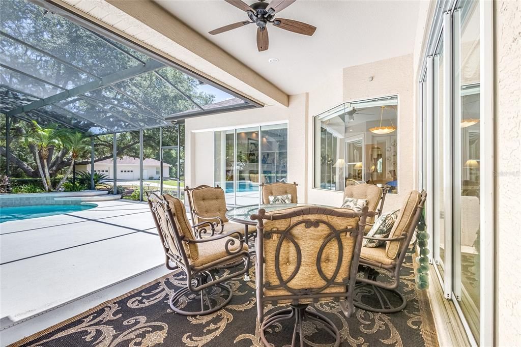 Recently Sold: $989,000 (3 beds, 3 baths, 4070 Square Feet)