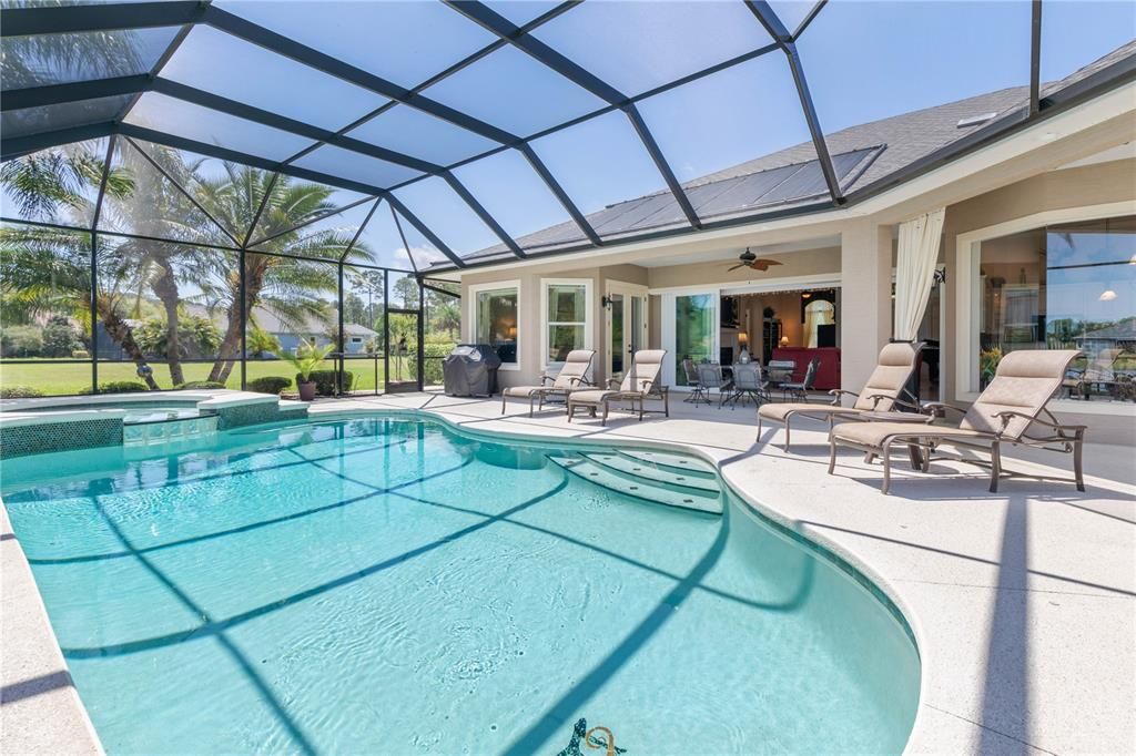 Recently Sold: $1,300,000 (3 beds, 3 baths, 3104 Square Feet)