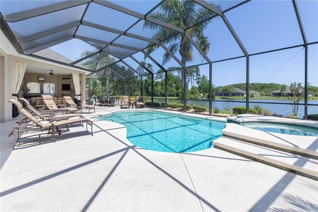 Recently Sold: $1,300,000 (3 beds, 3 baths, 3104 Square Feet)