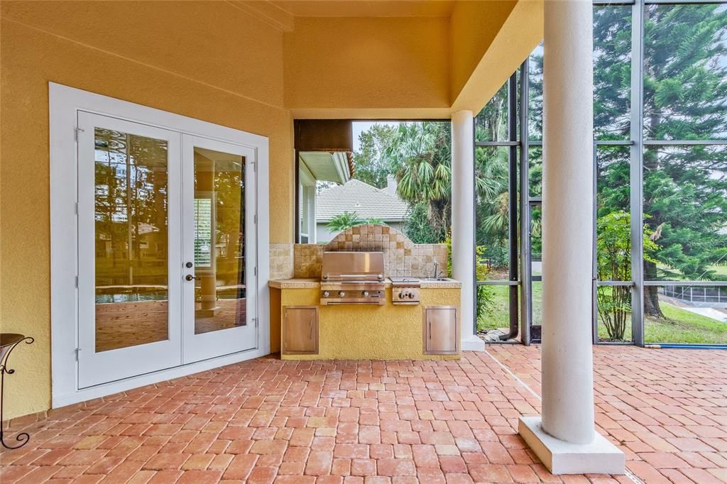 Patio and built in grill