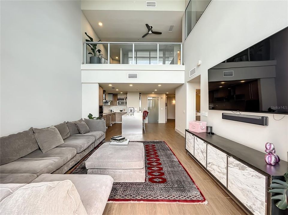 Recently Sold: $740,000 (2 beds, 2 baths, 1975 Square Feet)