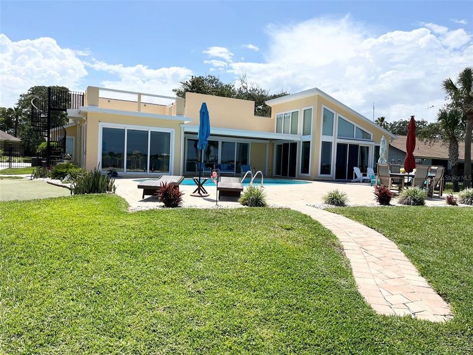 Recently Sold: $1,550,000 (3 beds, 3 baths, 3295 Square Feet)