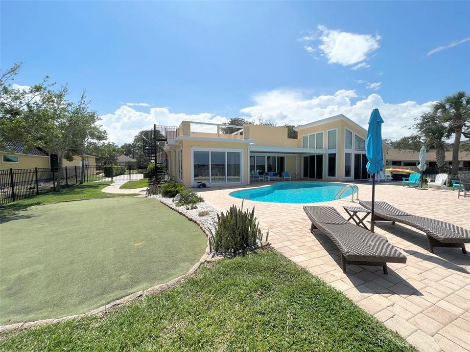 Recently Sold: $1,550,000 (3 beds, 3 baths, 3295 Square Feet)