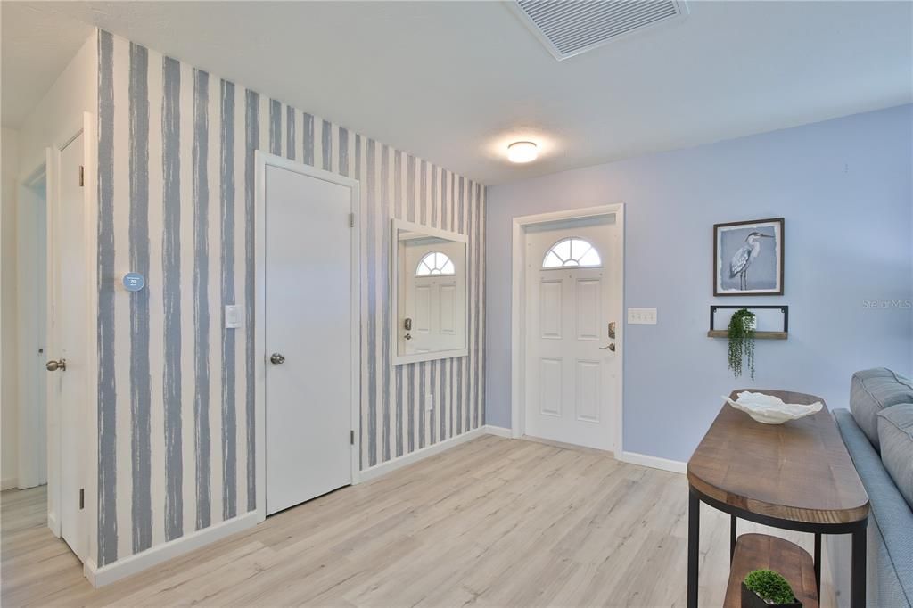Recently Sold: $659,000 (3 beds, 2 baths, 1882 Square Feet)