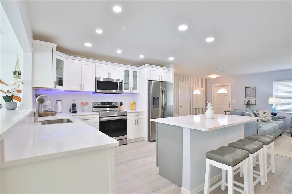 Recently Sold: $659,000 (3 beds, 2 baths, 1882 Square Feet)