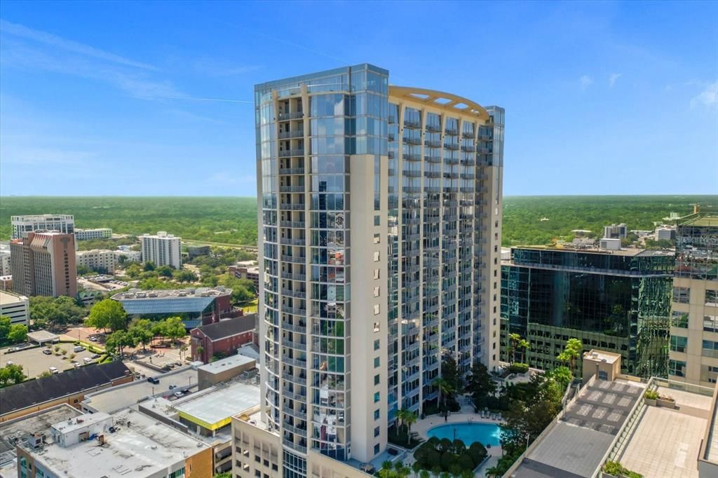 Recently Sold: $285,000 (1 beds, 1 baths, 837 Square Feet)