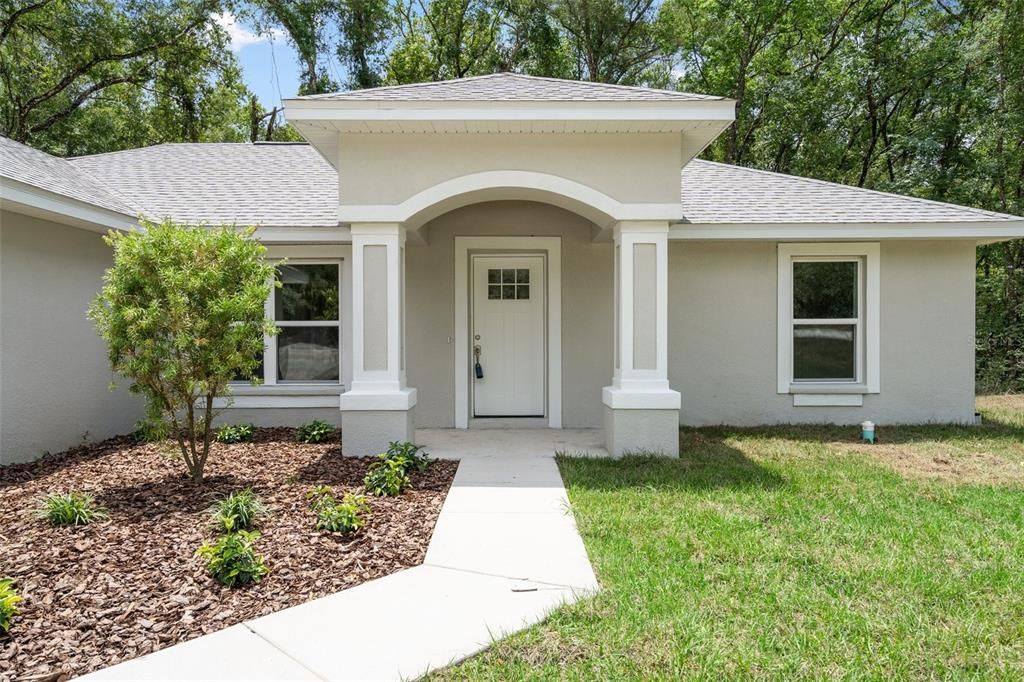 Recently Sold: $299,000 (3 beds, 2 baths, 1282 Square Feet)