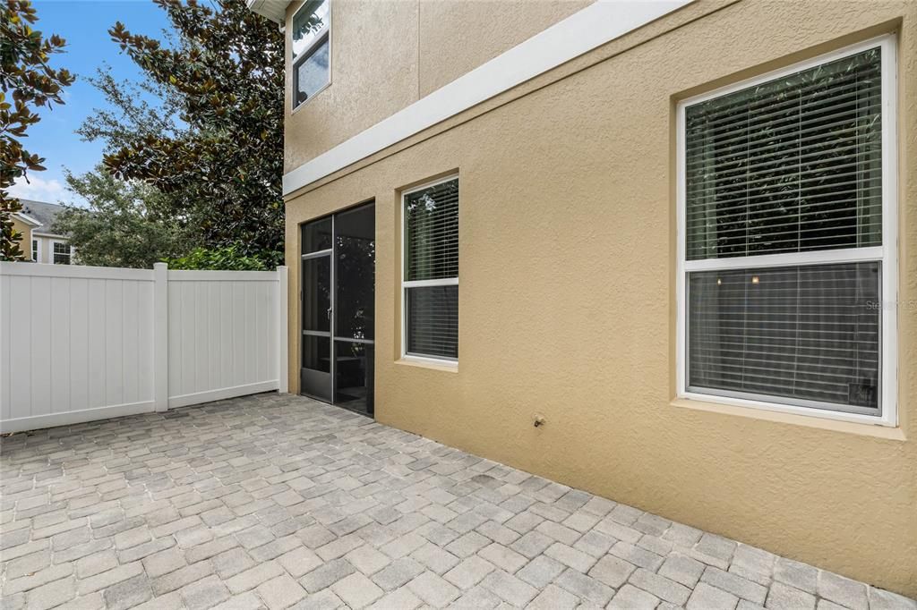 Recently Sold: $415,000 (3 beds, 2 baths, 1852 Square Feet)