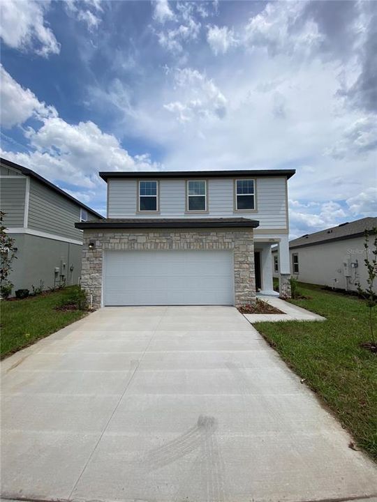 Recently Sold: $329,990 (4 beds, 2 baths, 2260 Square Feet)