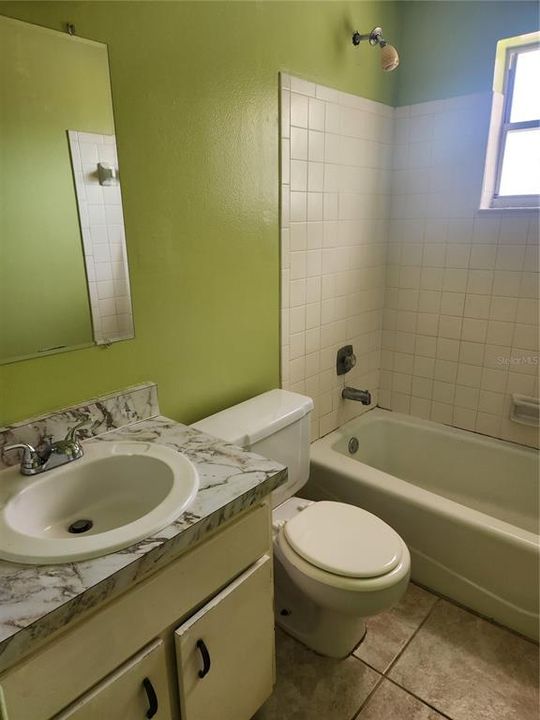 最近租的: $1,250 (2 贝兹, 1 浴室, 850 平方英尺)